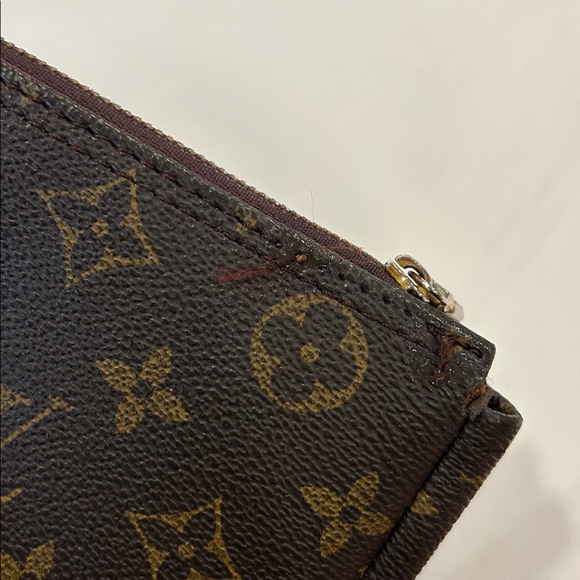 LV Accessory Pouch - Picture 3 of 7